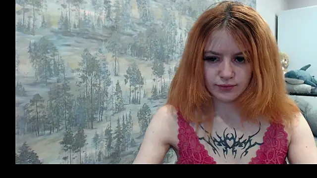   Elina   online show from 12-15-25, 06:28