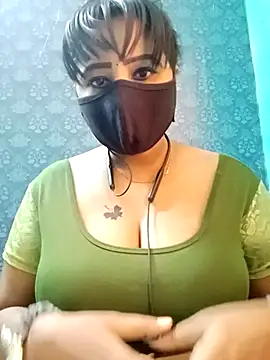 Snapshot of tamil_Vennila chatting on 09-17-25, 08:38 tamil Vennila online show from 09-17-25, 08:38