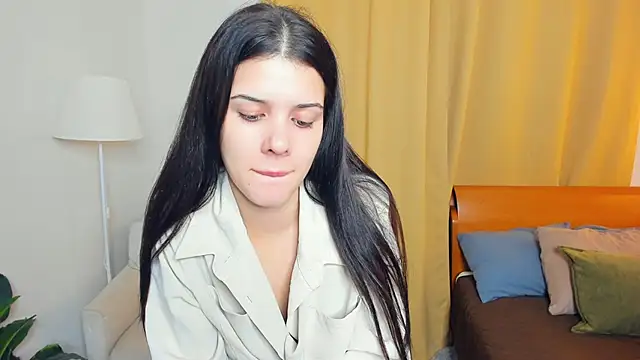 JoCauterucci online show from 11-01-25, 06:48