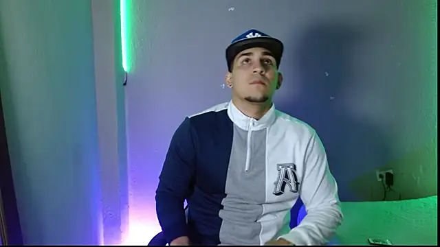 massimo vidal  online show from 11-30-25, 02:37