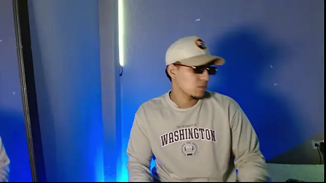 massimo vidal  online show from 12-05-25, 01:36