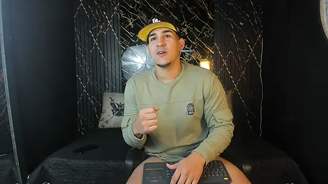 massimo vidal  online show from 02-23-26, 02:03