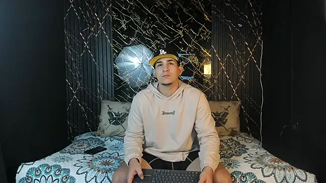 massimo vidal  online show from 02-26-26, 12:15