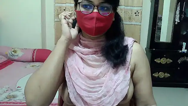 Elena cruz5 online show from 11-26-25, 12:22