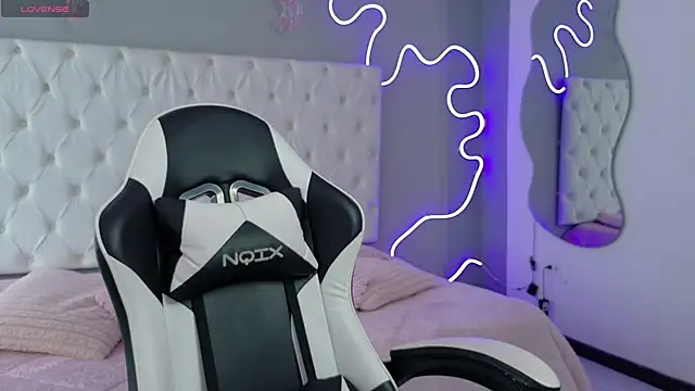 Emma visconti online show from 09-24-25, 12:41