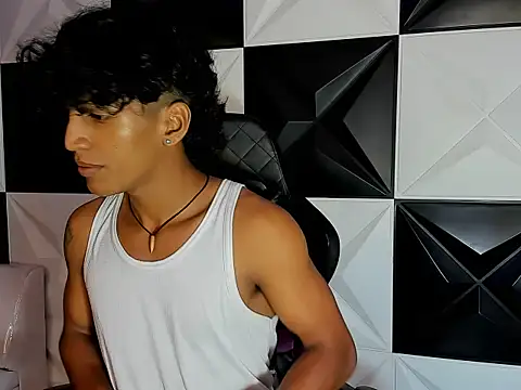 bull cam online show from 09-17-25, 07:15