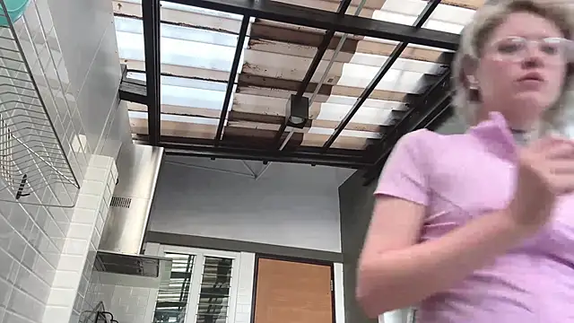 Takopi  online show from 03-06-26, 01:35