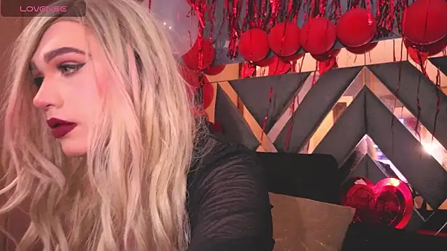 saraah queen1 online show from 02-14-26, 04:09