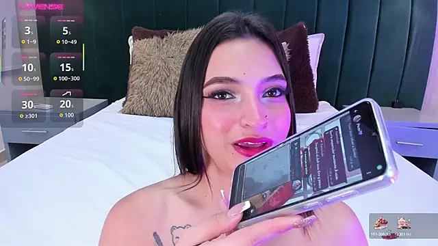 annie clarkson online show from 11-14-25, 06:06