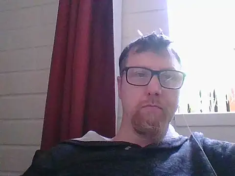 Snapshot of willzchen12 chatting on 11-01-25, 03:47 willzchen12 online show from 11-01-25, 03:47