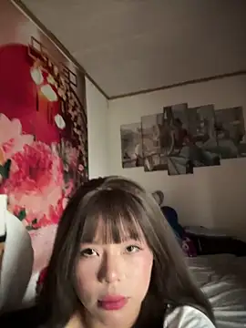 SarahBeii online show from 09-11-25, 04:45