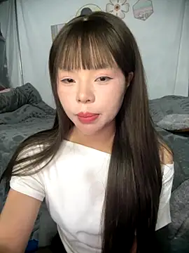 SarahBeii online show from 10-26-25, 03:40