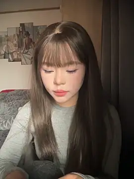 SarahBeii online show from 12-04-25, 02:54