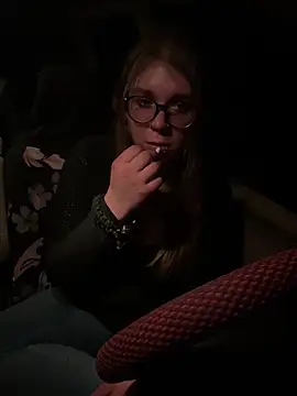 Snapshot of adventuresinsky chatting on 09-26-25, 07:34 adventuresinsky online show from 09-26-25, 07:34