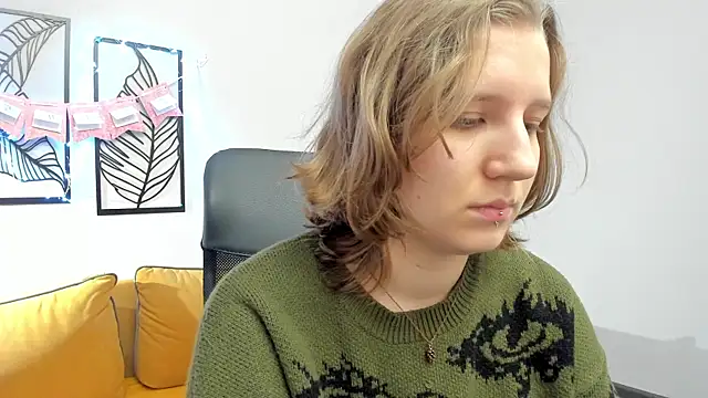 Hailey Foxy online show from 01-06-26, 09:46