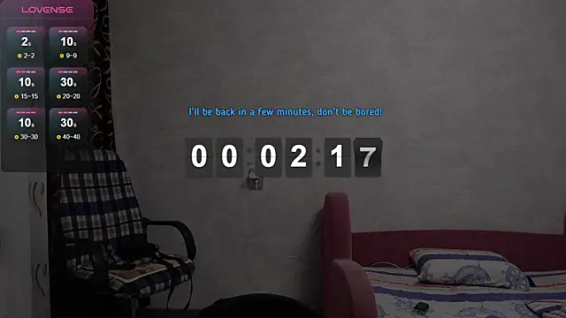 Snapshot of glasses_cat chatting on 10-03-25, 12:29 glasses cat online show from 10-03-25, 12:29