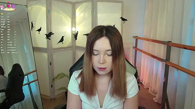 Snapshot of Lina_Glow chatting on 10-26-25, 06:41 Lina Glow online show from 10-26-25, 06:41