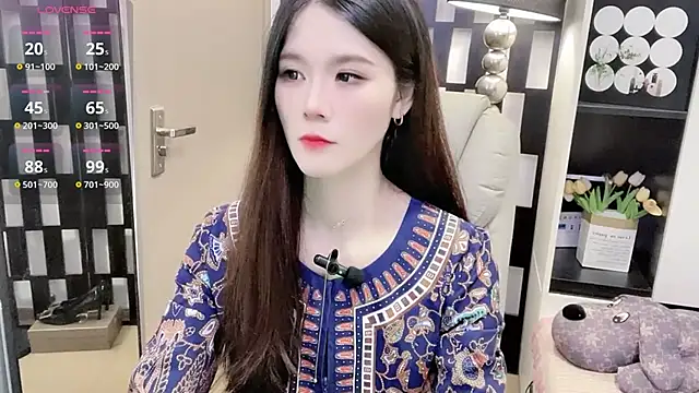 Yueyue-MM online show from 11-18-25, 01:26