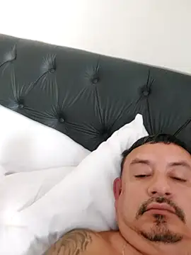 andrerj22 online show from 09-16-25, 04:19