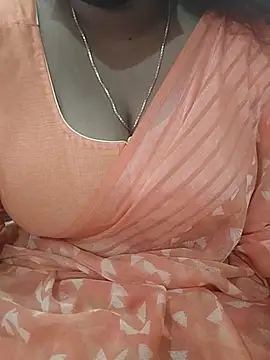 Snapshot of Silk_Smitha_27 chatting on 11-03-25, 05:20 Silk Smitha 27 online show from 11-03-25, 05:20