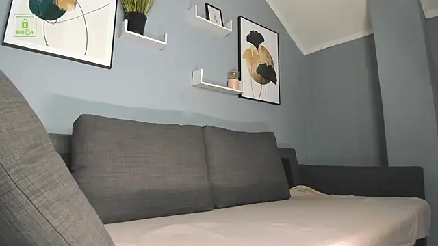 Zeyn Edwards online show from 09-23-25, 04:10