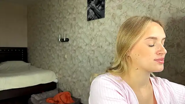 ElisabetLorney online show from 09-20-25, 07:09