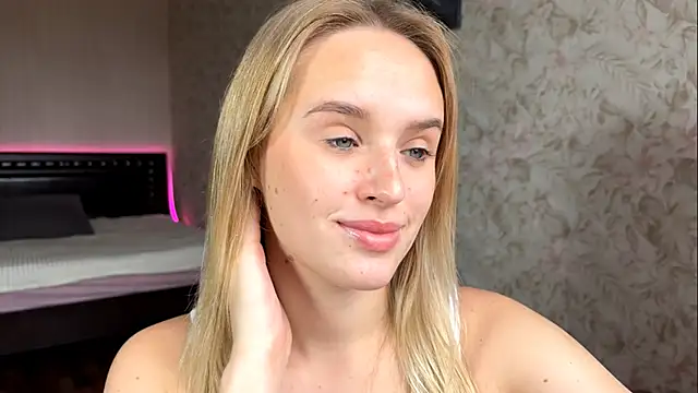 ElisabetLorney online show from 10-08-25, 08:01