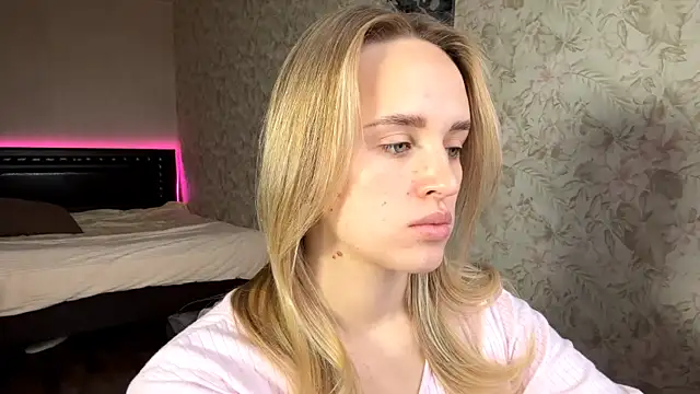 ElisabetLorney online show from 11-21-25, 08:13