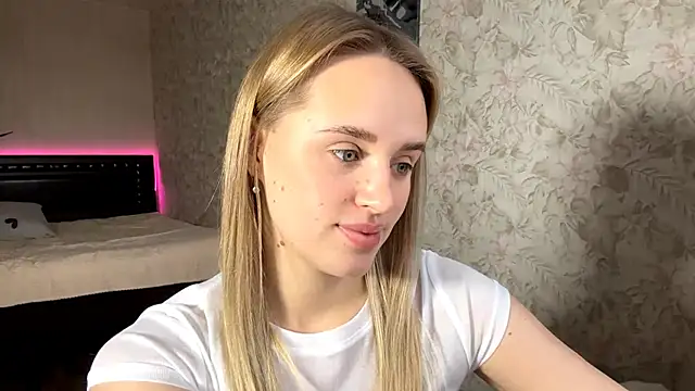 ElisabetLorney online show from 11-25-25, 08:03