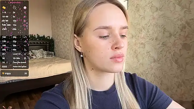 ElisabetLorney online show from 12-15-25, 08:07