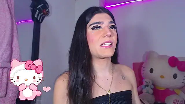 Snapshot of valentinat_fun chatting on 10-18-25, 02:36 valentinat fun online show from 10-18-25, 02:36