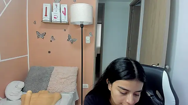 valerihouse online show from 12-14-24, 10:28