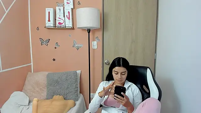 valerihouse online show from 12-26-24, 09:37