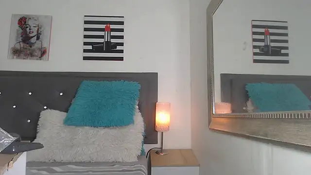 madison  love  online show from 10-08-25, 07:22