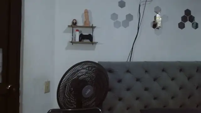 g0lden boss online show from 12-20-25, 09:22