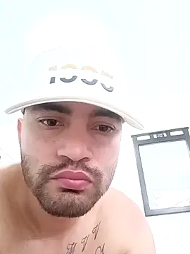 este juan online show from 10-26-25, 01:50