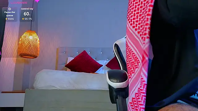 Thaiel Fosteer online show from 11-10-25, 07:07