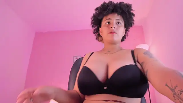 LiaaMoretzz online show from 09-25-25, 11:52