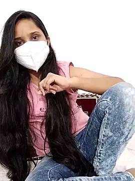Snapshot of Miss_Riya20 chatting on 09-19-25, 09:00 Miss Riya20 online show from 09-19-25, 09:00