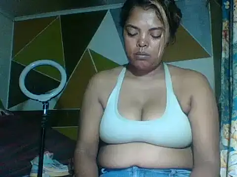 Snapshot of SEXY_METISE chatting on 02-19-25, 08:41 SEXY METISE online show from 02-19-25, 08:41