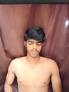 Snapshot of monster_33 chatting on 09-23-25, 02:25 monster 33 online show from 09-23-25, 02:25