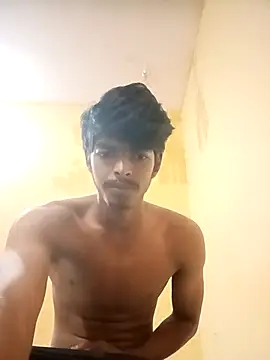 Snapshot of monster_33 chatting on 09-25-25, 03:38 monster 33 online show from 09-25-25, 03:38
