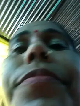 Pooja750 online show from 09-27-25, 11:04