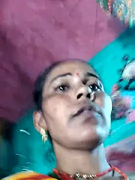 Pooja750 online show from 10-26-25, 03:34