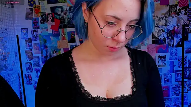 Penny Stanley online show from 11-11-25, 01:49