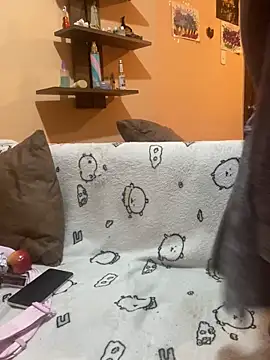 Snapshot of Isisflame chatting on 02-28-26, 04:35 Isisflame online show from 02-28-26, 04:35