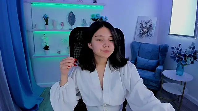 Snapshot of ElliVensda chatting on 09-26-25, 07:29 ElliVensda online show from 09-26-25, 07:29