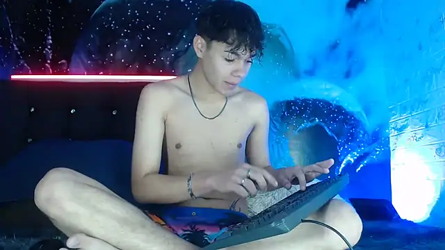 SemerHott online show from 11-07-25, 01:22