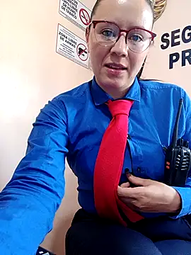 Snapshot of Hannah-colx chatting on 09-19-25, 04:29 Hannah-colx online show from 09-19-25, 04:29