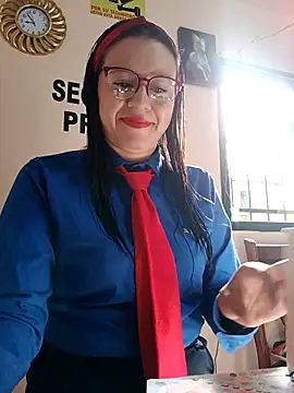 Snapshot of Hannah-colx chatting on 09-22-25, 12:51 Hannah-colx online show from 09-22-25, 12:51